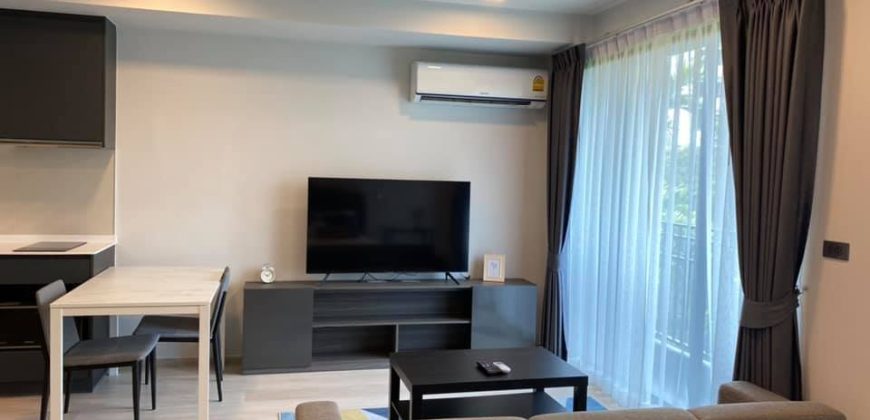 Venio สุขุมวิท 10 ติดสวนสาธารณะเพียง 1 นาที มีรถรับส่ง BTS