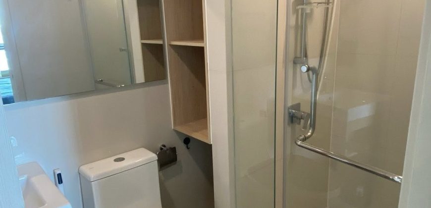 Nue noble ศรีนครินทร์-ลาซาล ติดรถไฟฟ้าสายสีเหลือง วิวสระว่ายน้ำ