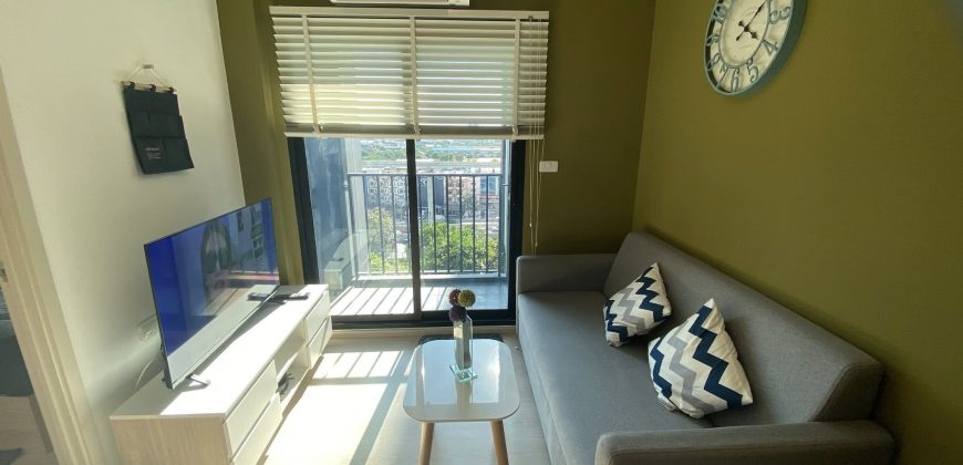 Nue noble ศรีนครินทร์-ลาซาล ติดรถไฟฟ้าสายสีเหลือง วิวสระว่ายน้ำ