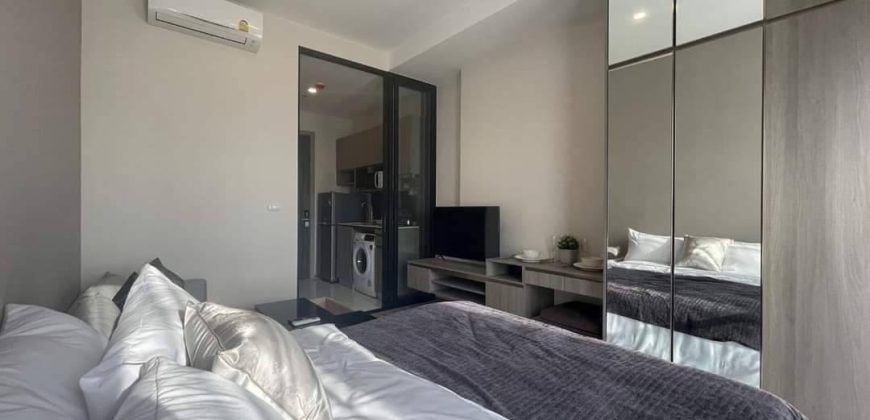 Knightsbridge Prime อ่อนนุช ห้อง Studio ครัวปิดพร้อมบานเลื่อน