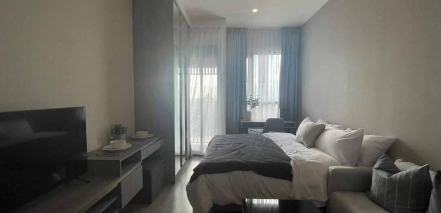 Knightsbridge Prime อ่อนนุช ห้อง Studio ครัวปิดพร้อมบานเลื่อน