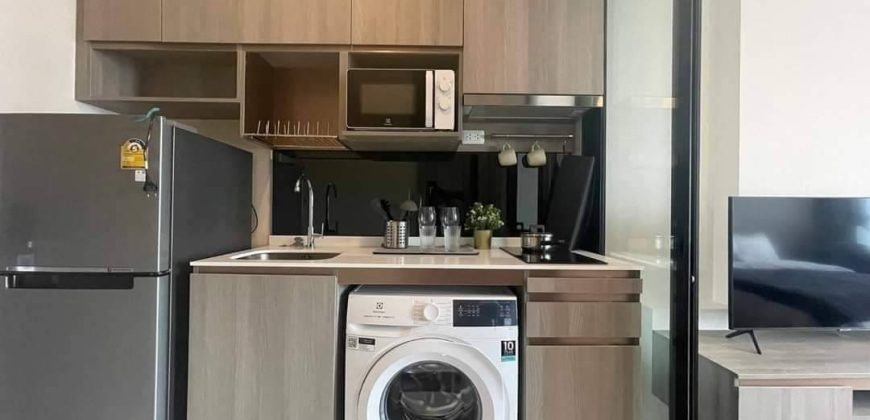 Knightsbridge Prime อ่อนนุช ห้อง Studio ครัวปิดพร้อมบานเลื่อน