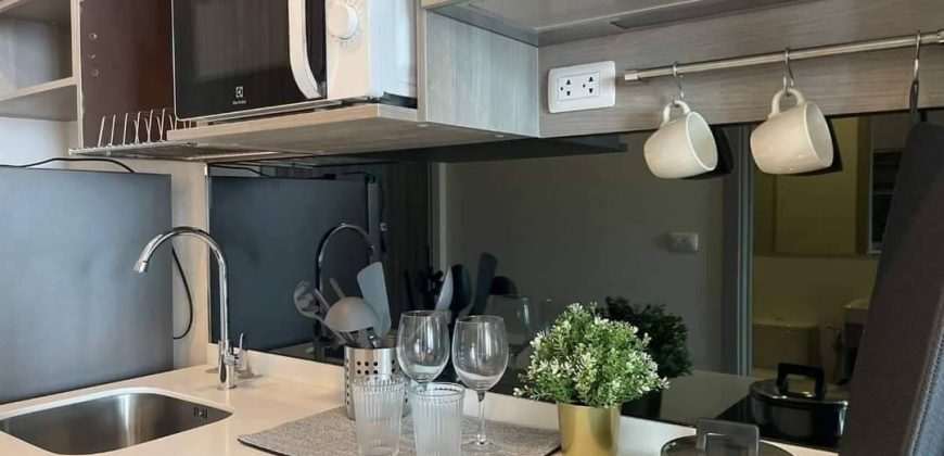 Knightsbridge Prime อ่อนนุช ห้อง Studio ครัวปิดพร้อมบานเลื่อน