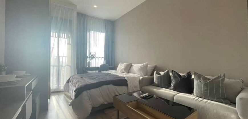 Knightsbridge Prime อ่อนนุช ห้อง Studio ครัวปิดพร้อมบานเลื่อน