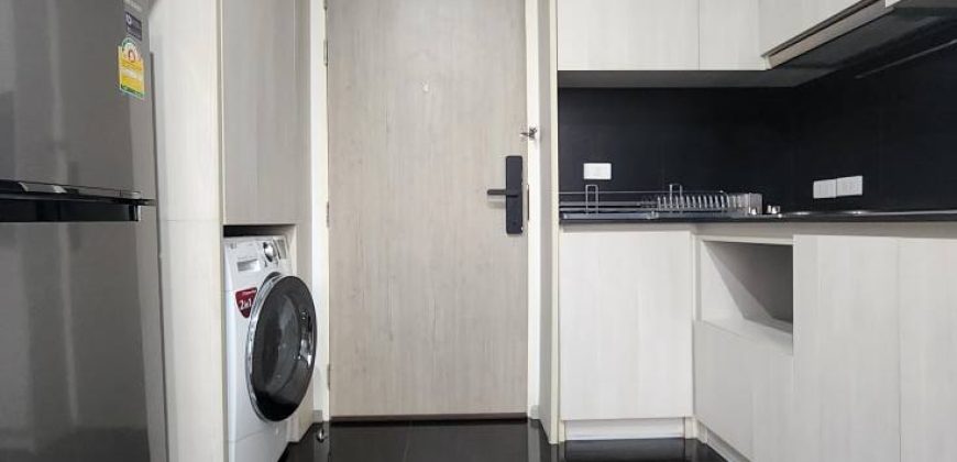 Dolce Udomsuk ขนาด 33 ตารางเมตร 1 ห้องนอน 1 ห้องน้ำ